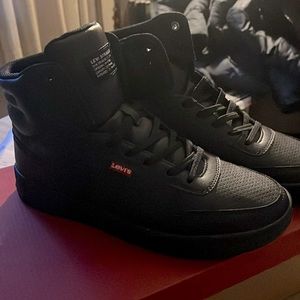 Levi high tops- size 8